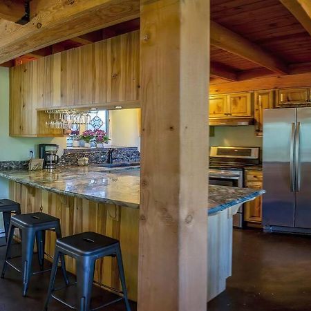 European Style Straw Bale Retreat Ashland Exterior foto