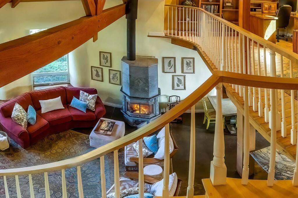 European Style Straw Bale Retreat Ashland Exterior foto